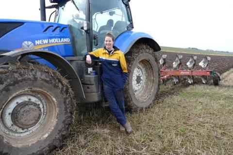 Erica Taylor - Modern Apprentice in Agriculture Erica Taylor - Modern Apprentice in Agriculture